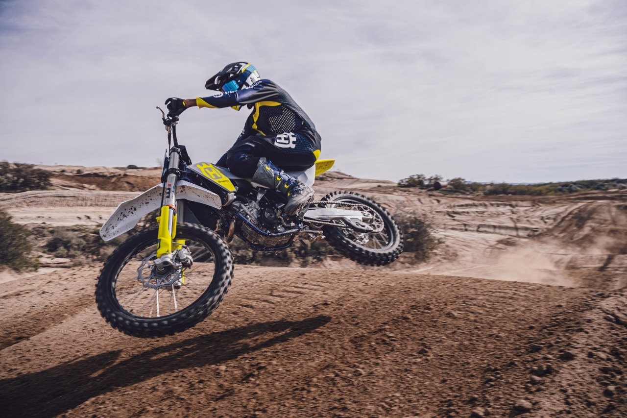 Husqvarna presenta la gamma cross 2023: a new generation